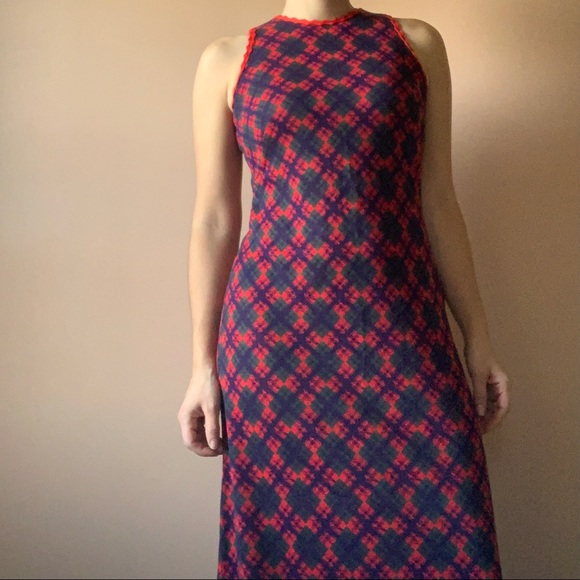 Vintage Plaid Sleeveless Holiday Dress - Picture 8 of 8